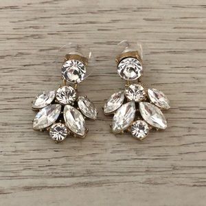 Adorable jcrew drop stud earrings!